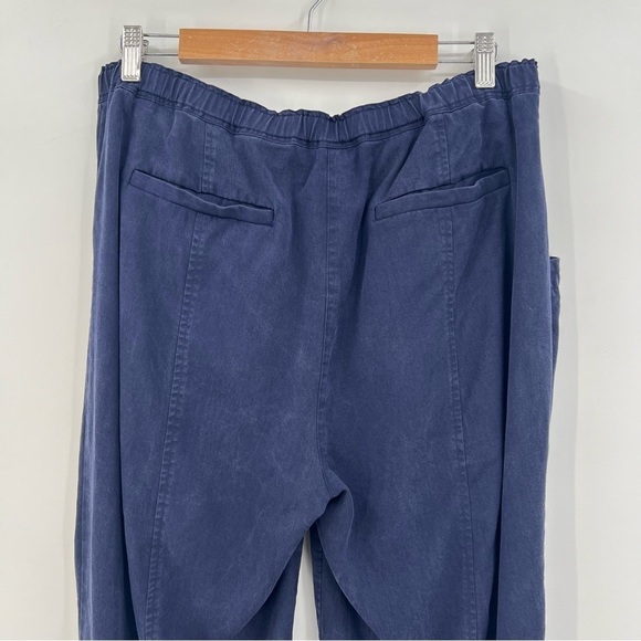 Eileen Fisher Tencel Crop Relaxed Jogger in Navy Size M - Picture 6 of 8